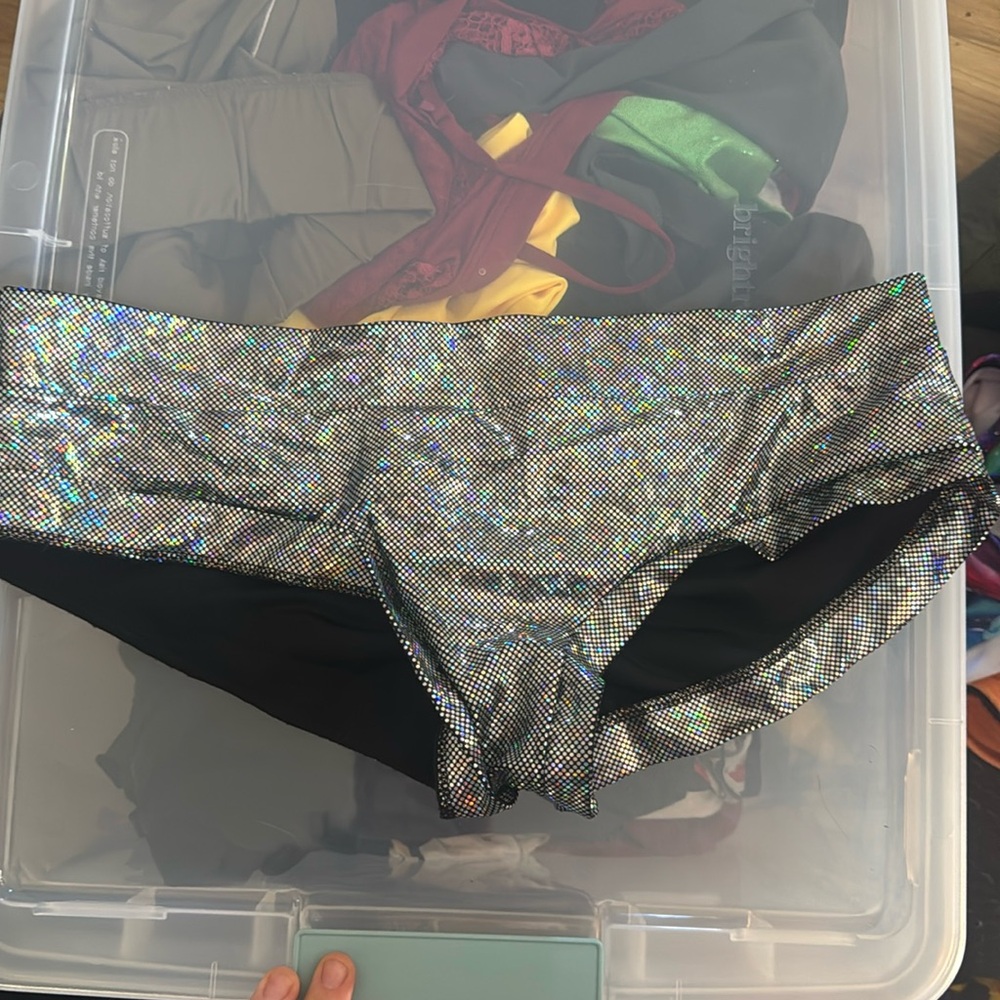 Rarr sparkle scrunch butt bottoms